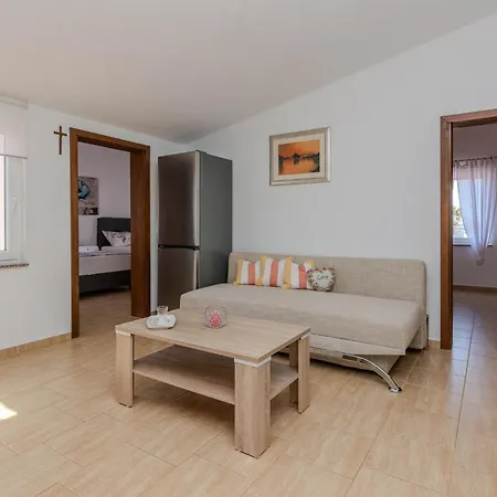 Tukara 2 By Interhome Vir